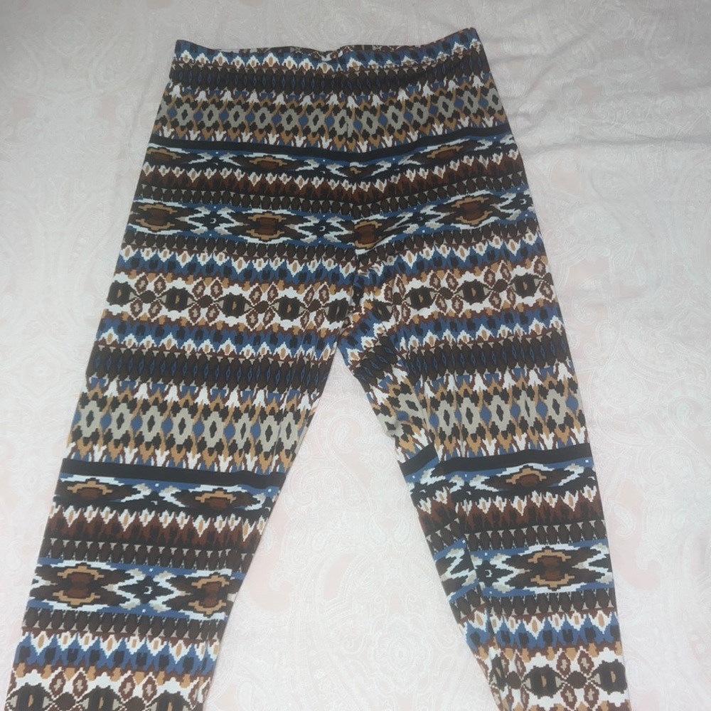 SHEIN leggings pants